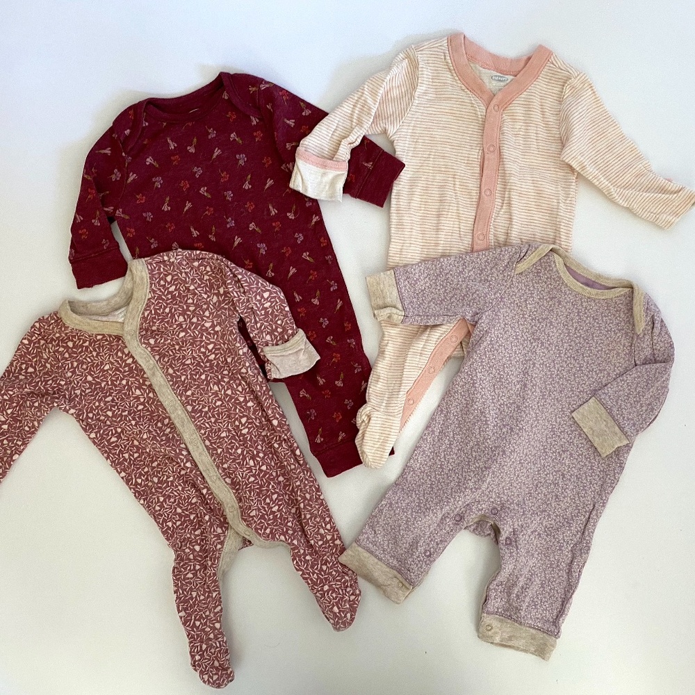 Lot of Old Navy Baby Girl Rompers 0-3M